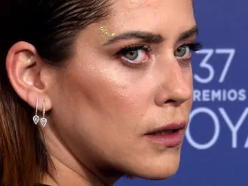 María León, procesada por delitos de atentado a la autoridad y lesiones tras su altercado con la policía en Sevilla María León, procesada por delitos de atentado a la autoridad y lesiones tras su altercado con la policía en Sevilla