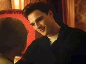 Jacob Elordi y Cailee Spaeny como Elvis y Priscilla Jacob Elordi y Cailee Spaeny como Elvis y Priscilla