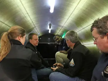 El interior de un submarino turístico El interior de un submarino turístico