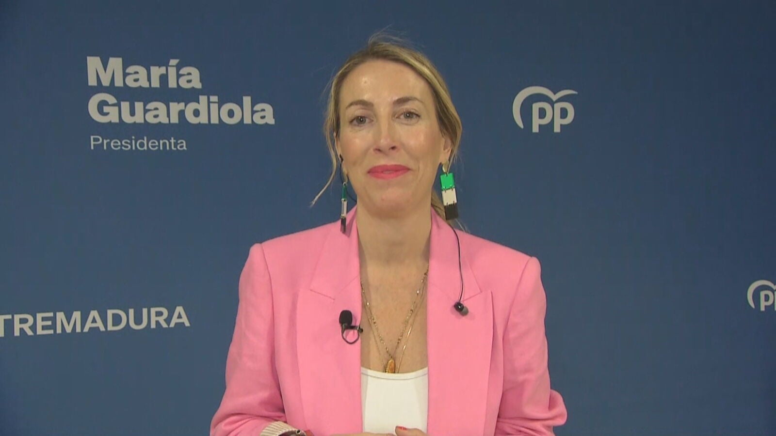 María Guardiola, investida presidenta de Extremadura con el apoyo de Vox: 