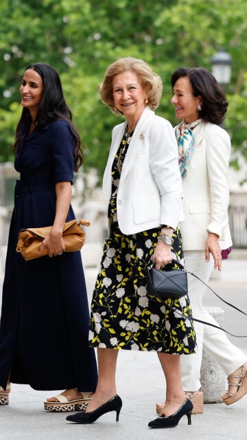 El favorecedor look de la reina Sofía