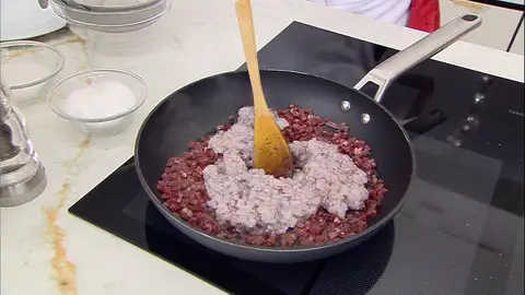 Una vez cocinado, escúrrelo usando un colador Una vez cocinado, escúrrelo usando un colador