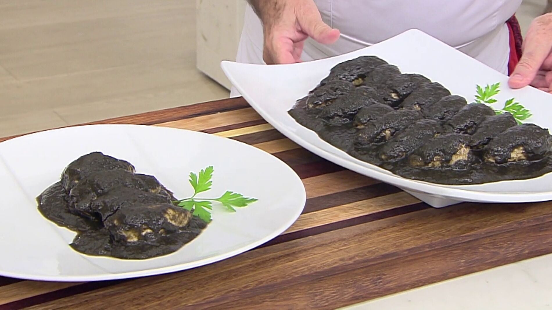Arguiñano inaugura el verano con una receta de chipirones rellenos de arroz