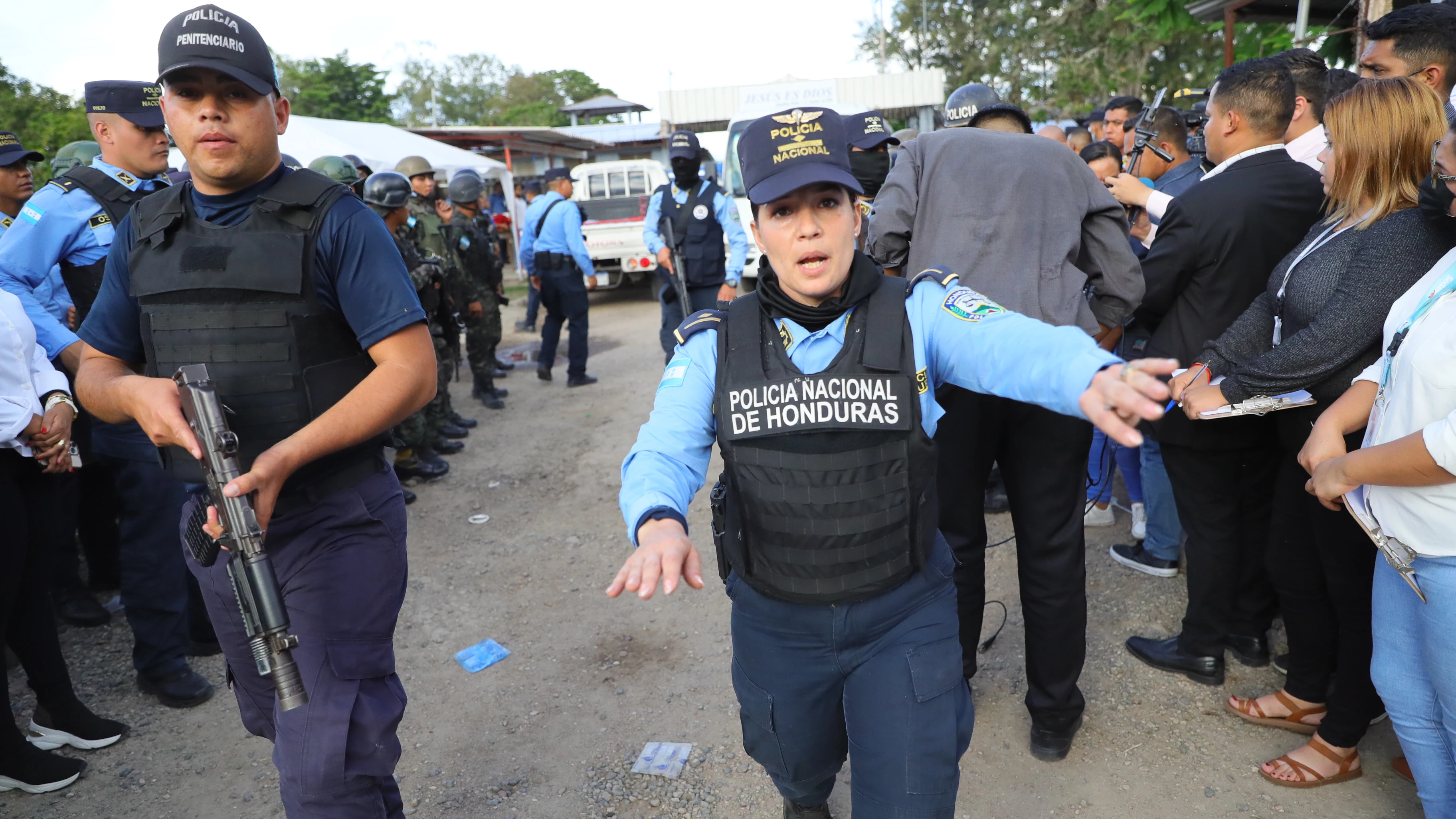 Fallecen 41 presas en una cárcel de Honduras Fallecen 41 presas en una cárcel de Honduras