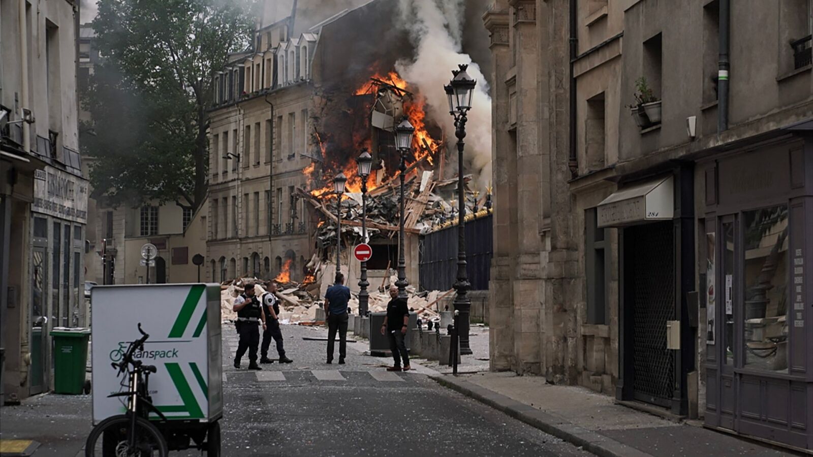 Se busca a un desaparecido tras la explosión de París: 
