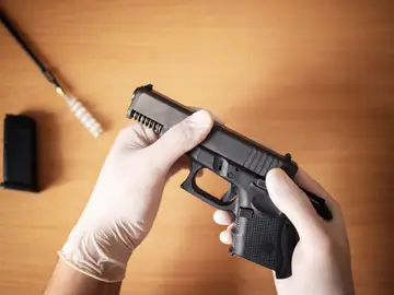 Una pistola Una pistola