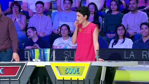 ¿Ir a por el bote? La incertidumbre de Elena para conseguir el programa perfecto en ‘La ruleta de la suerte’ ¿Ir a por el bote? La incertidumbre de Elena para conseguir el programa perfecto en ‘La ruleta de la suerte’