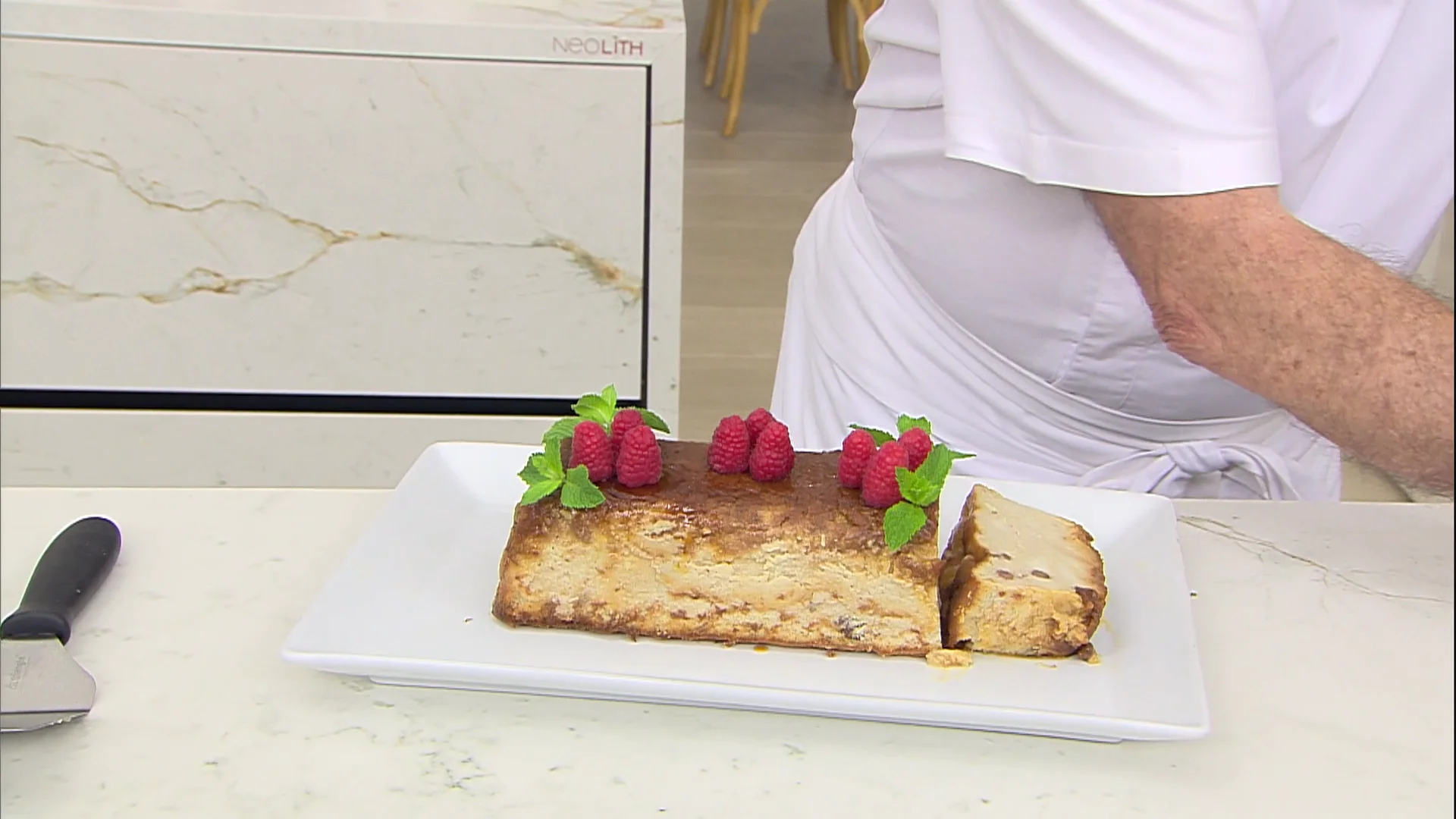 Karlos Argui&ntilde;ano nos trae una receta muy dulce para hacer de postre. Adem&aacute;s es muy sencillo y r&aacute;pido de hacer.