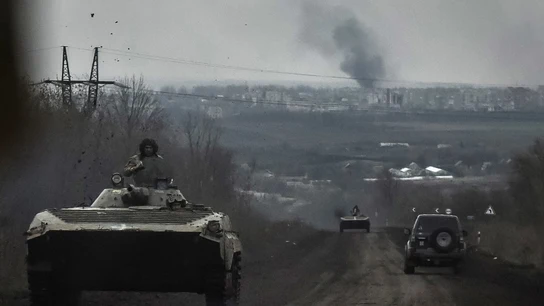 Transportes blindados ucranianos en la región de Donetsks Transportes blindados ucranianos en la región de Donetsks