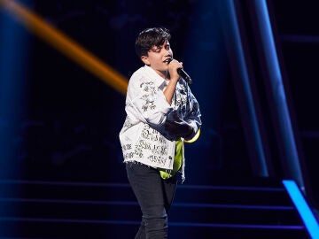 Alfonso, el ni&ntilde;o de la eterna sonrisa, enamora con su versi&oacute;n de &lsquo;M&iacute;a&rsquo;