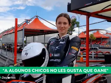 Rosa Jiménez Vargas, piloto de motos y líder de Supermoto 85 con 14 años Rosa Jiménez Vargas, piloto de motos y líder de Supermoto 85 con 14 años