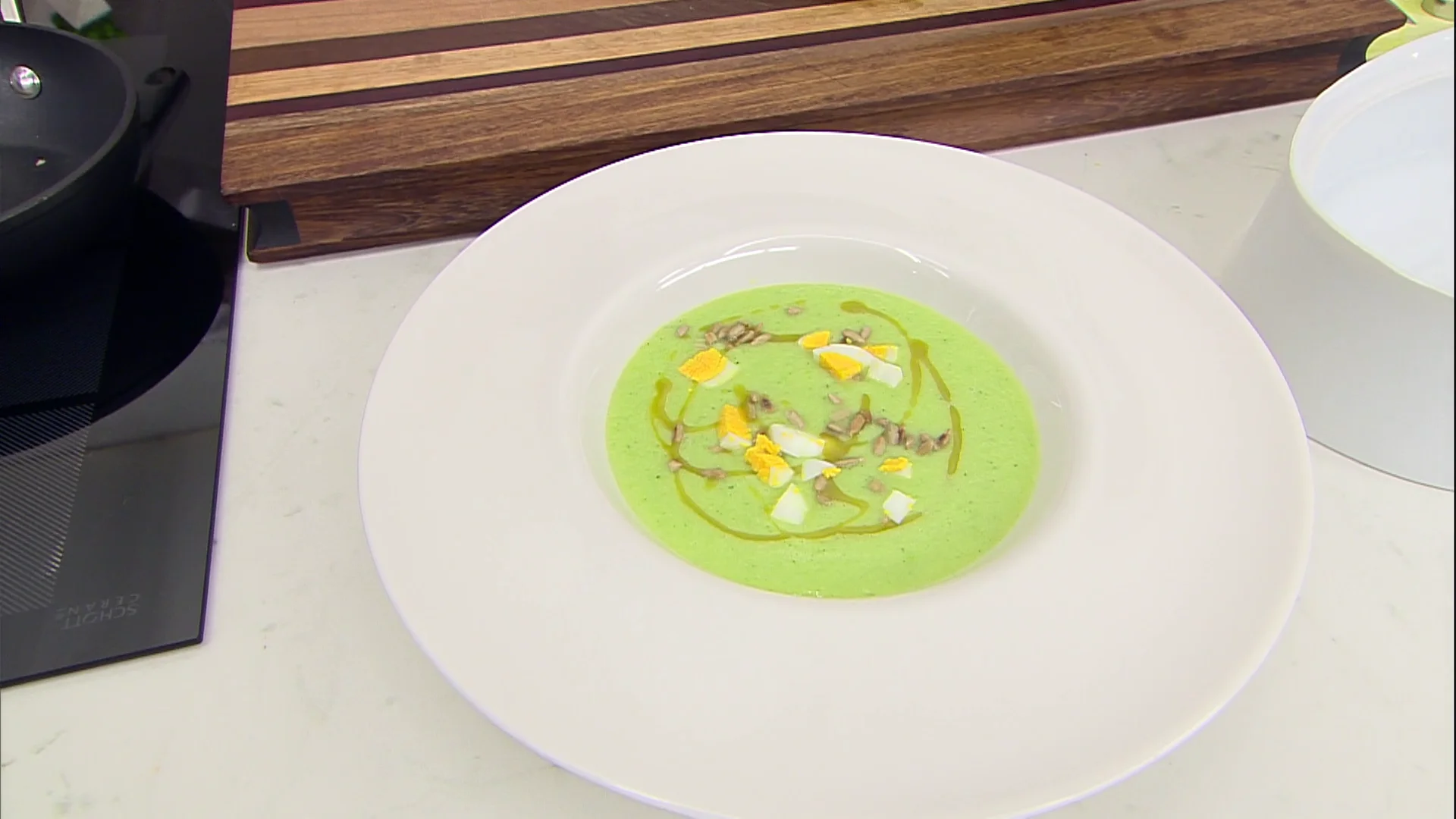 Sopa fría de pepino: ligera, fresca y muy barata Sopa fría de pepino: ligera, fresca y muy barata