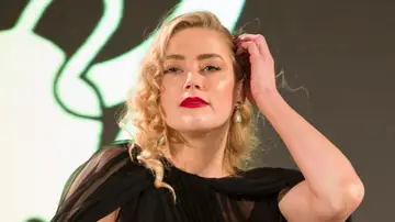 Amber Heard en el 69 Festival de Cine de Taormina en Italia presentando su nueva película 'In the Fire' Amber Heard en el 69 Festival de Cine de Taormina en Italia presentando su nueva película 'In the Fire'