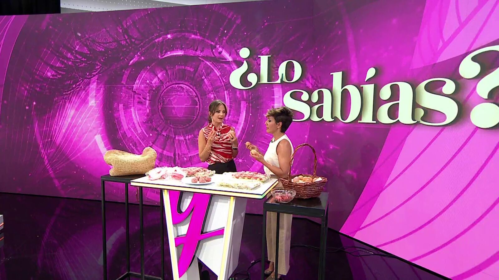 Dos huevos fríos para relajar las ojeras, el truco de belleza definitivo que aplicar cada mañana
