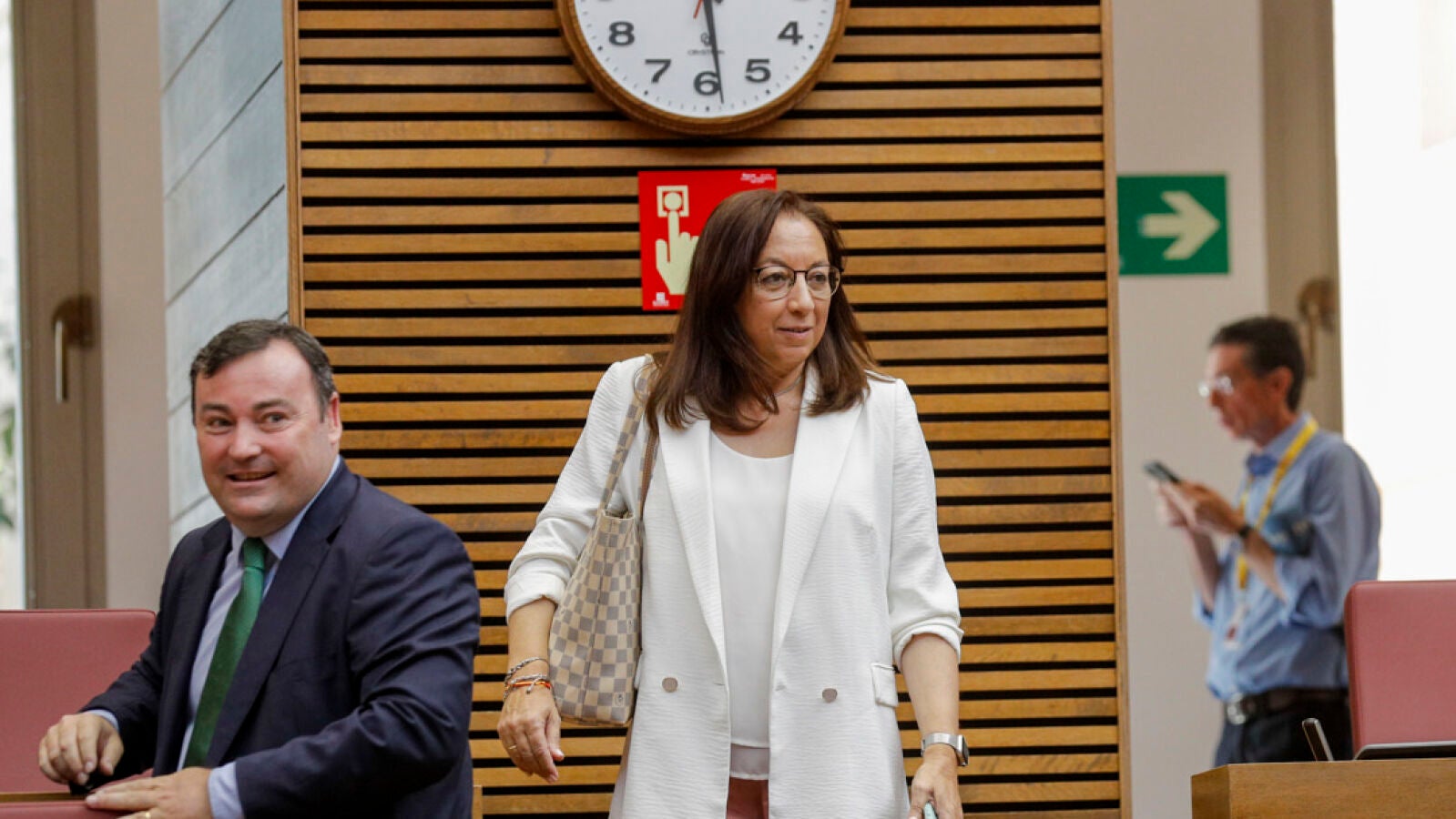 Constitución de las Cortes Valencianas: la presidencia de la mesa recae en Vox tras el pacto con el PP