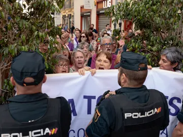Manifestación ante Les Corts Valencianes este lunes Manifestación ante Les Corts Valencianes este lunes