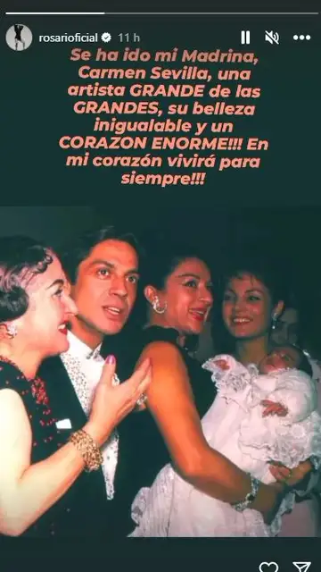 Rosario Flores se despide de Carmen Sevilla Rosario Flores se despide de Carmen Sevilla