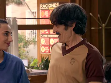 Jeros propone un encuentro con los Gómez para celebrar la relación de Ciriaco y Maribel: “Estoy en deuda con todos” Jeros propone un encuentro con los Gómez para celebrar la relación de Ciriaco y Maribel: “Estoy en deuda con todos”