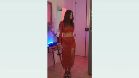 Susana Molina con vestido efecto dos piezas de SHEIN