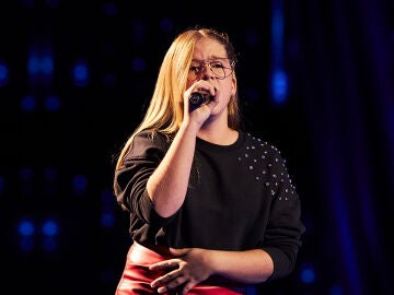 La voz tan especial de Ana Valero conmueve a Aitana en la Semifinal de &lsquo;La Voz Kids&rsquo;