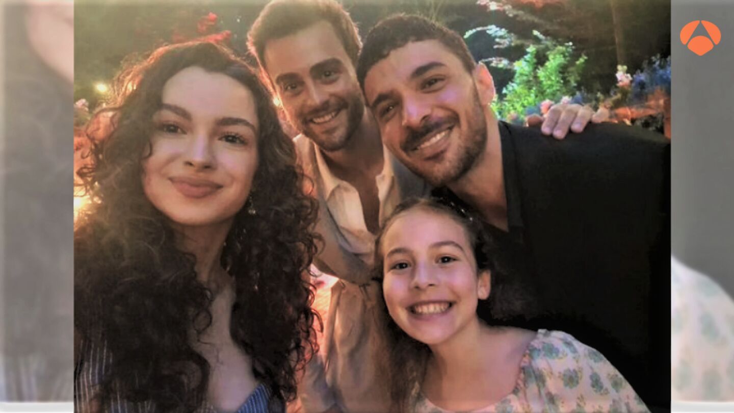 El reencuentro más esperado… ¡Volvemos a ver a los hermanos Eren al completo!