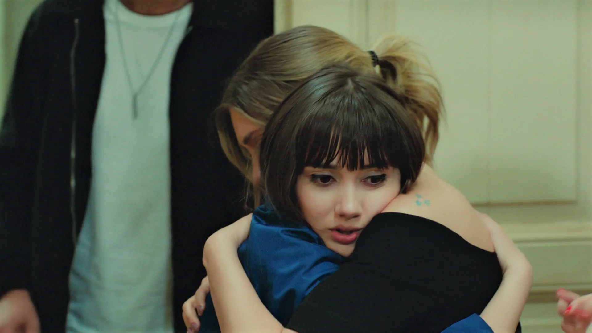 Zeynep regresa sana y salva a casa con su familia Zeynep regresa sana y salva a casa con su familia