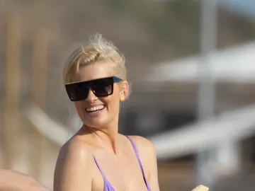 Adriana Abenia Adriana Abenia