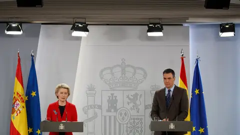 A3 Noticias Fin de Semana (02-07-23) El Gobierno y la Comisión Europea se citan en Madrid para analizar los objetivos de la presidencia de la UE A3 Noticias Fin de Semana (02-07-23) El Gobierno y la Comisión Europea se citan en Madrid para analizar los objetivos de la presidencia de la UE