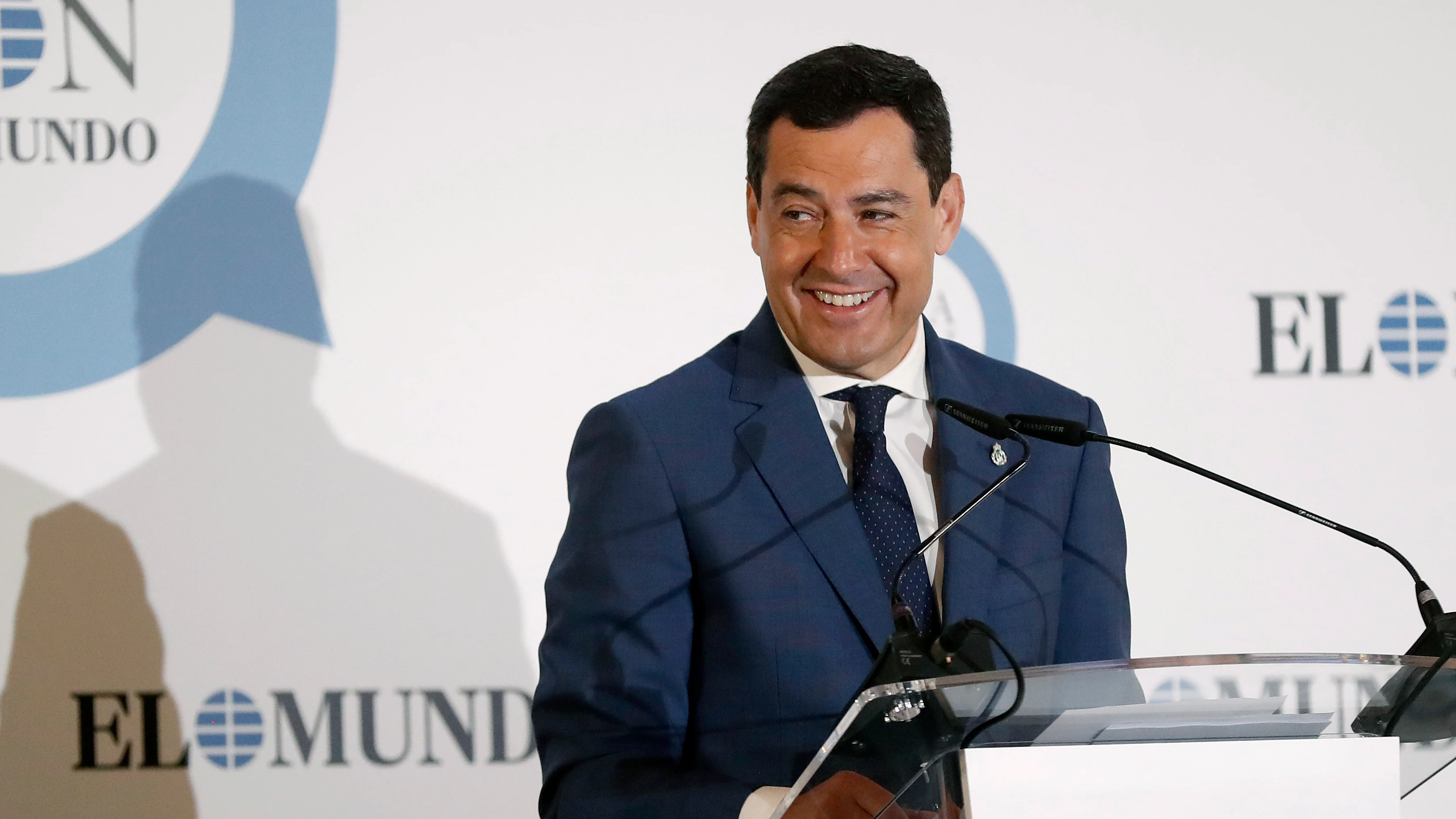 El presidente del PP de Andaluc&iacute;a, Juanma Moreno, protagoniza un desayuno informativo organizado por El Mundo este lunes en un hotel madrile&ntilde;o. 