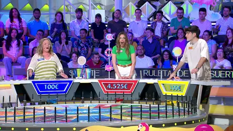 ¡Arriba las manos! El robo sin compasión de una concursante en ‘La ruleta de la suerte’ Virginia le arrebata a su compañero 2.900 euros y el gran premio. ¡Robo a mano armada!