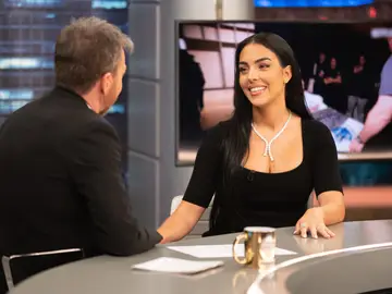 La opinión de Georgina sobre viajar en avión privado: "El olor de los baños en los vuelos comerciales me corta el pis" La opinión de Georgina sobre viajar en avión privado: "El olor de los baños en los vuelos comerciales me corta el pis"