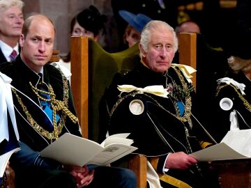 El rey Carlos III durante la ceremonia en Escocia