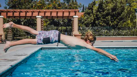 Tirarse de cabeza Tirarse de cabeza