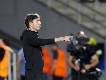 El entrenador de España Santi Denia durante los cuartos de final del Campeonato Sub-21 