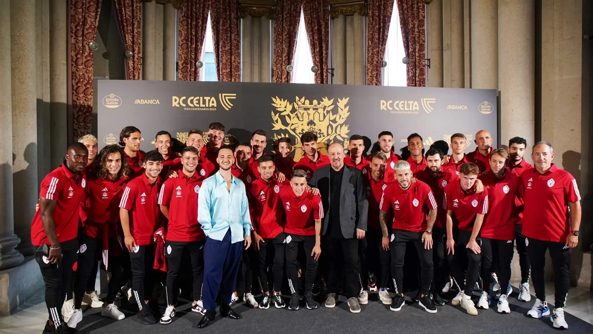El RC Celta presenta el himno de su centenario con C. Tangana El RC Celta presenta el himno de su centenario con C. Tangana