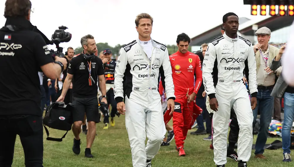 Brad Pitt y Damson Idris uniformados para el rodaje de su película sobre F1 