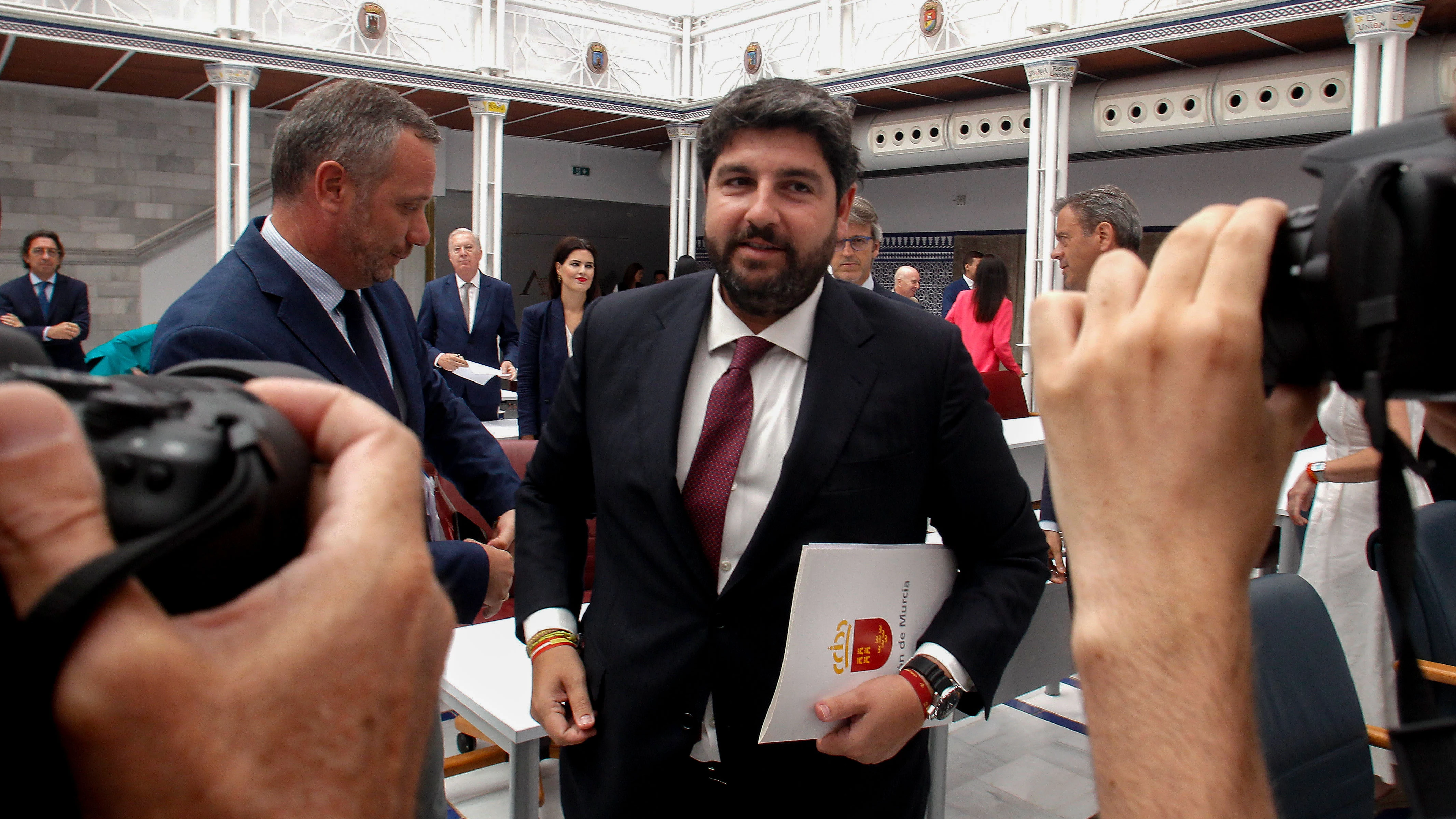 El candidato del PP a la presidencia de Murcia, Fernando L&oacute;pez Miras