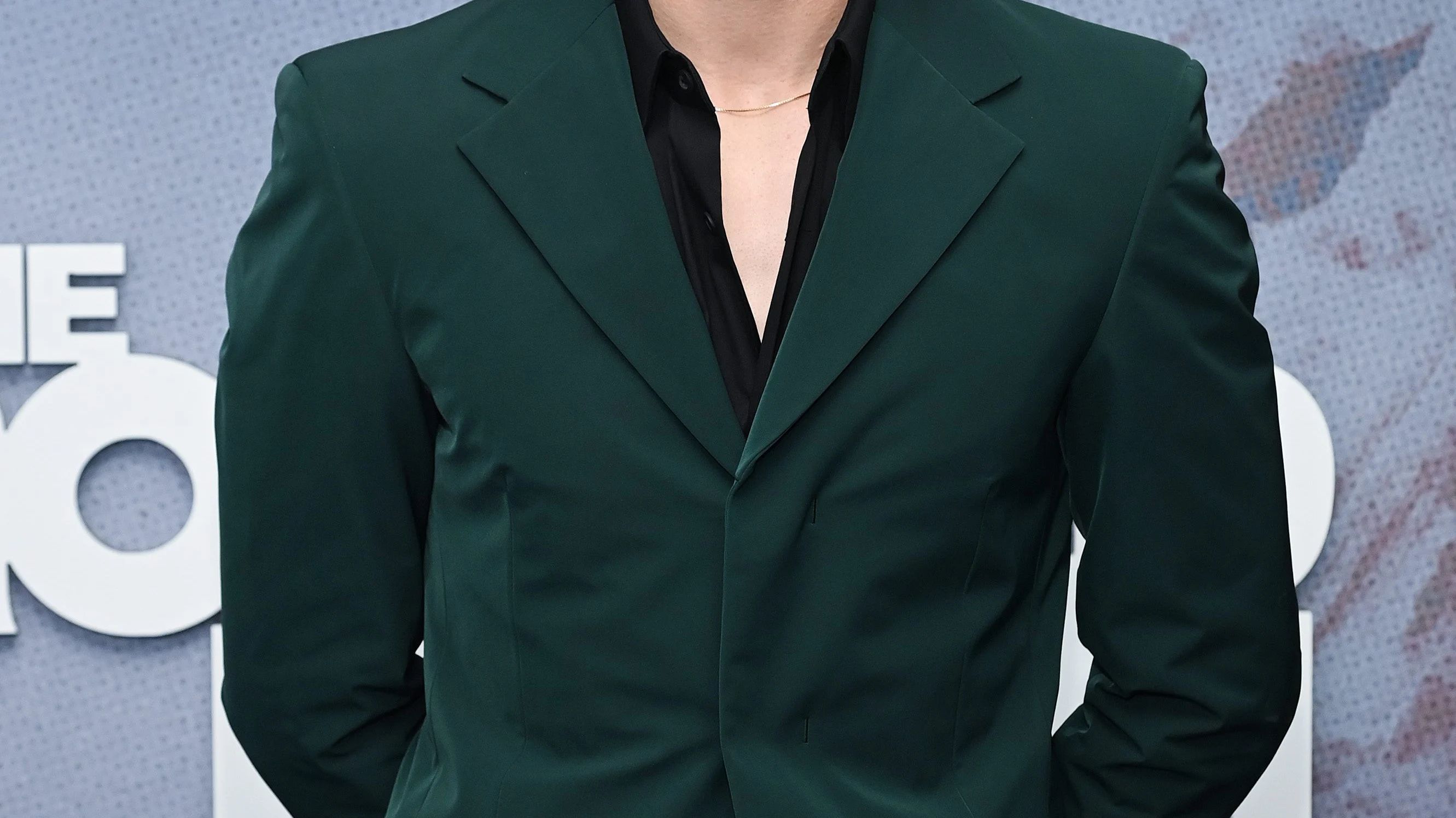 Tom Holland en la premiere de 'The Crowded Room' Tom Holland en la premiere de 'The Crowded Room'