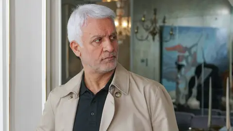 Halit en el capítulo '43' de 'Pecado Original'. Halit en el capítulo '43' de 'Pecado Original'.