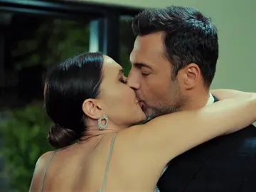 Ender y Kaya en 'Pecado original' Ender y Kaya en 'Pecado original'