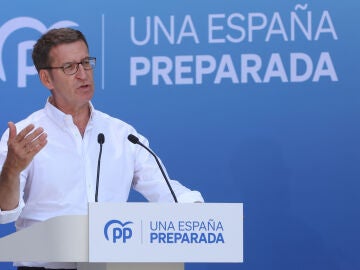 El líder del Partido Popular, Alberto Núñez Feijóo en un acto de campaña. 