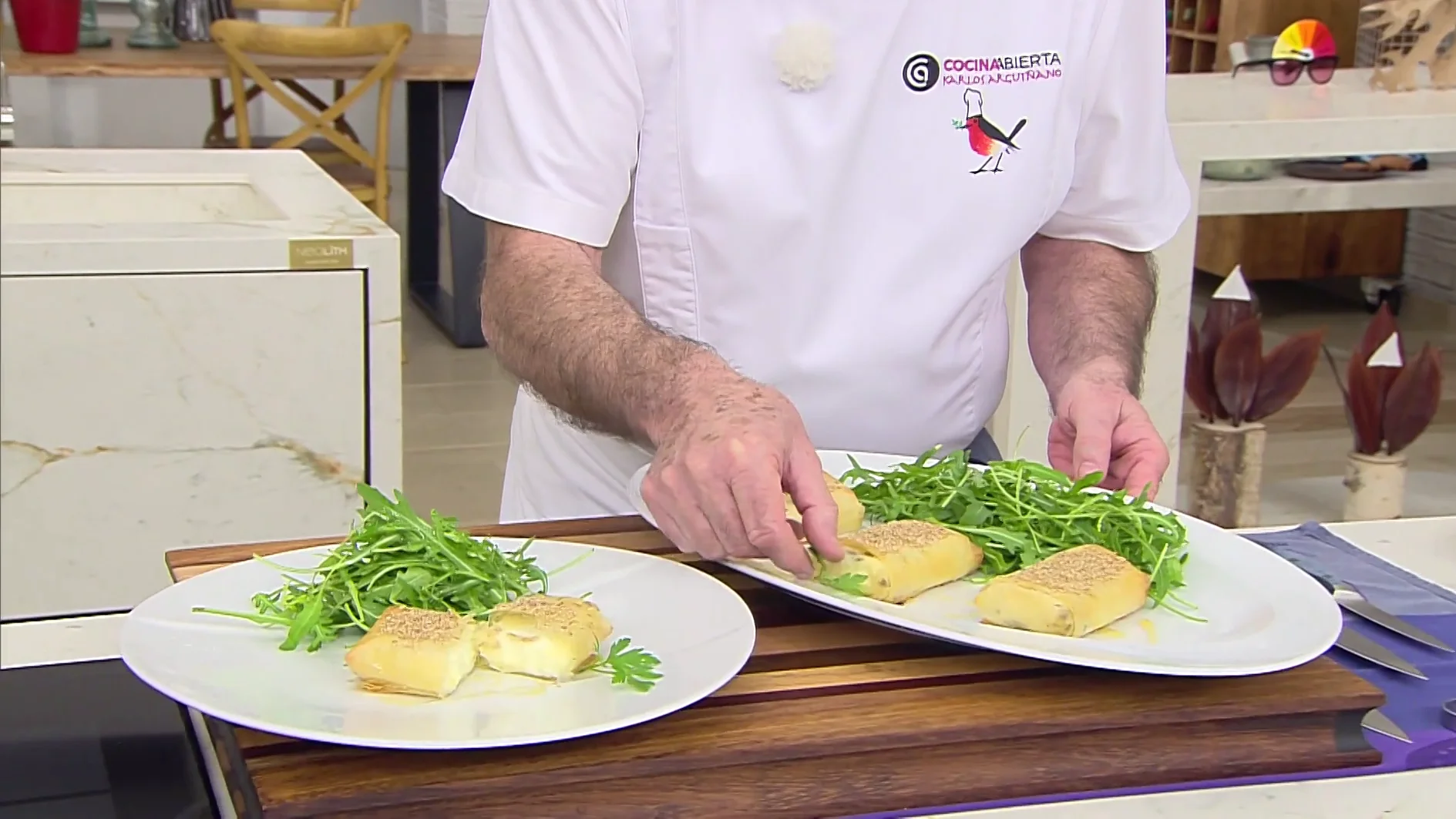 Entrante f&aacute;cil y rico: queso feta al horno con semillas de s&eacute;samo