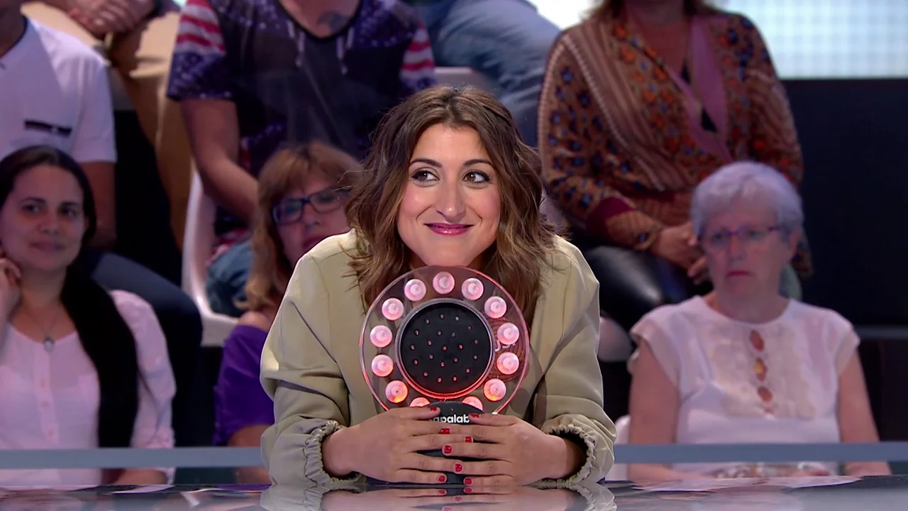 Susi Caramelo, imbatible en ‘La Pista’, decide regalar su premio a un compañero Susi Caramelo, imbatible en ‘La Pista’, decide regalar su premio a un compañero