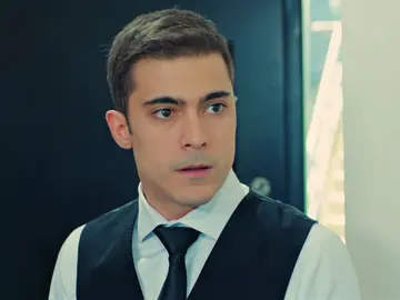 Yiğit recibe los desplantes de Ender al verla por primera vez… ¿le dirá que es hijo suyo? Yiğit recibe los desplantes de Ender al verla por primera vez… ¿le dirá que es hijo suyo?