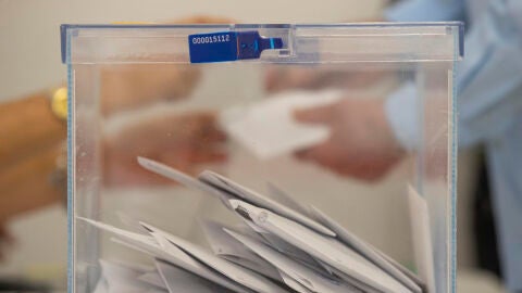 El Tribunal Supremo rechaza la petici&oacute;n del PSOE de revisar los m&aacute;s de 30.000 votos nulos de Madrid