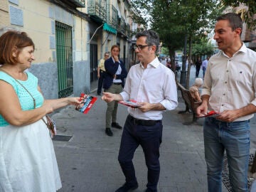 El secretario general del PSOE, Juan Lobato y el ministro de la Presidencia, Félix Bolaños