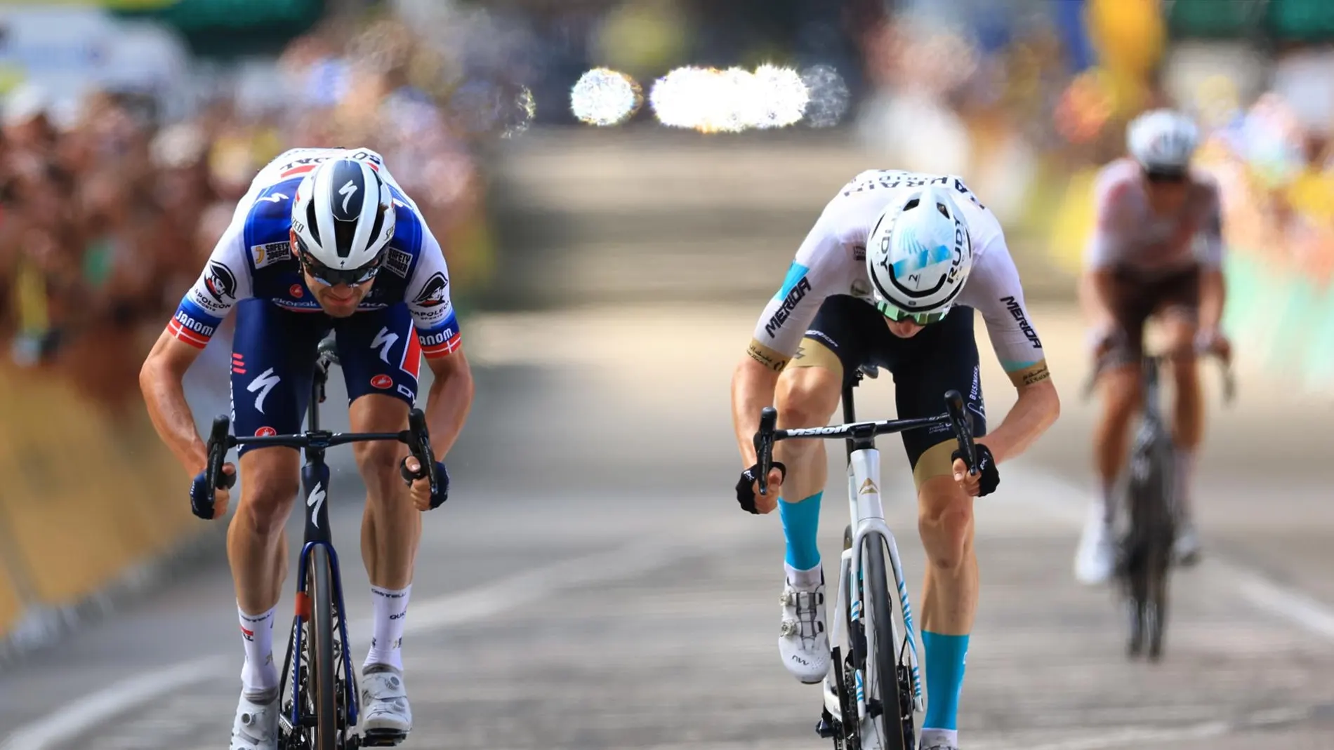 Mohoric (d) gana la etapa 19 del Tour Mohoric (d) gana la etapa 19 del Tour