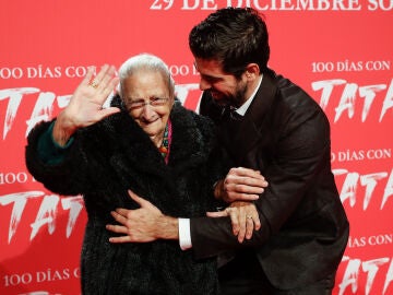 Miguel Ángel Muñoz junto a Luisa Cantero, la Tata