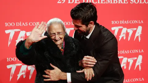 Miguel Ángel Muñoz junto a Luisa Cantero, la Tata Miguel Ángel Muñoz junto a Luisa Cantero, la Tata