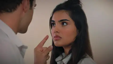Ömer y Süsen vuelven a discutir por culpa de los celos: "Lo has hecho por venganza" Ömer y Süsen vuelven a discutir por culpa de los celos: "Lo has hecho por venganza"